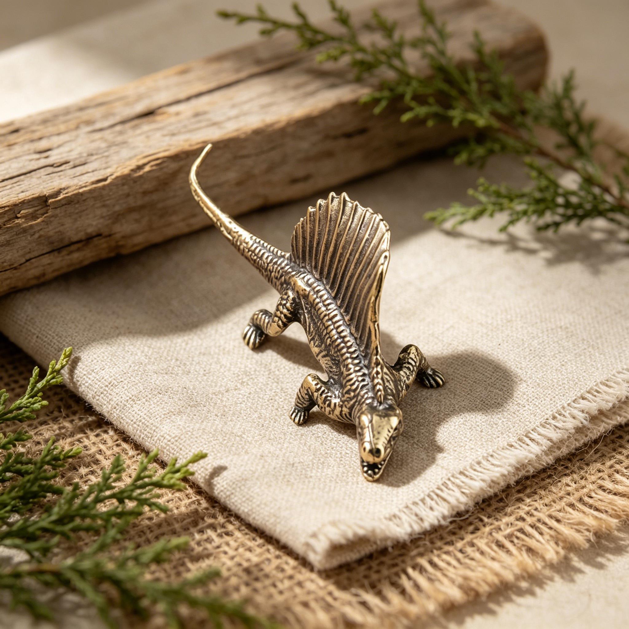 Handcrafted Mini Copper Lizard Figurine — Copper figurine image 5