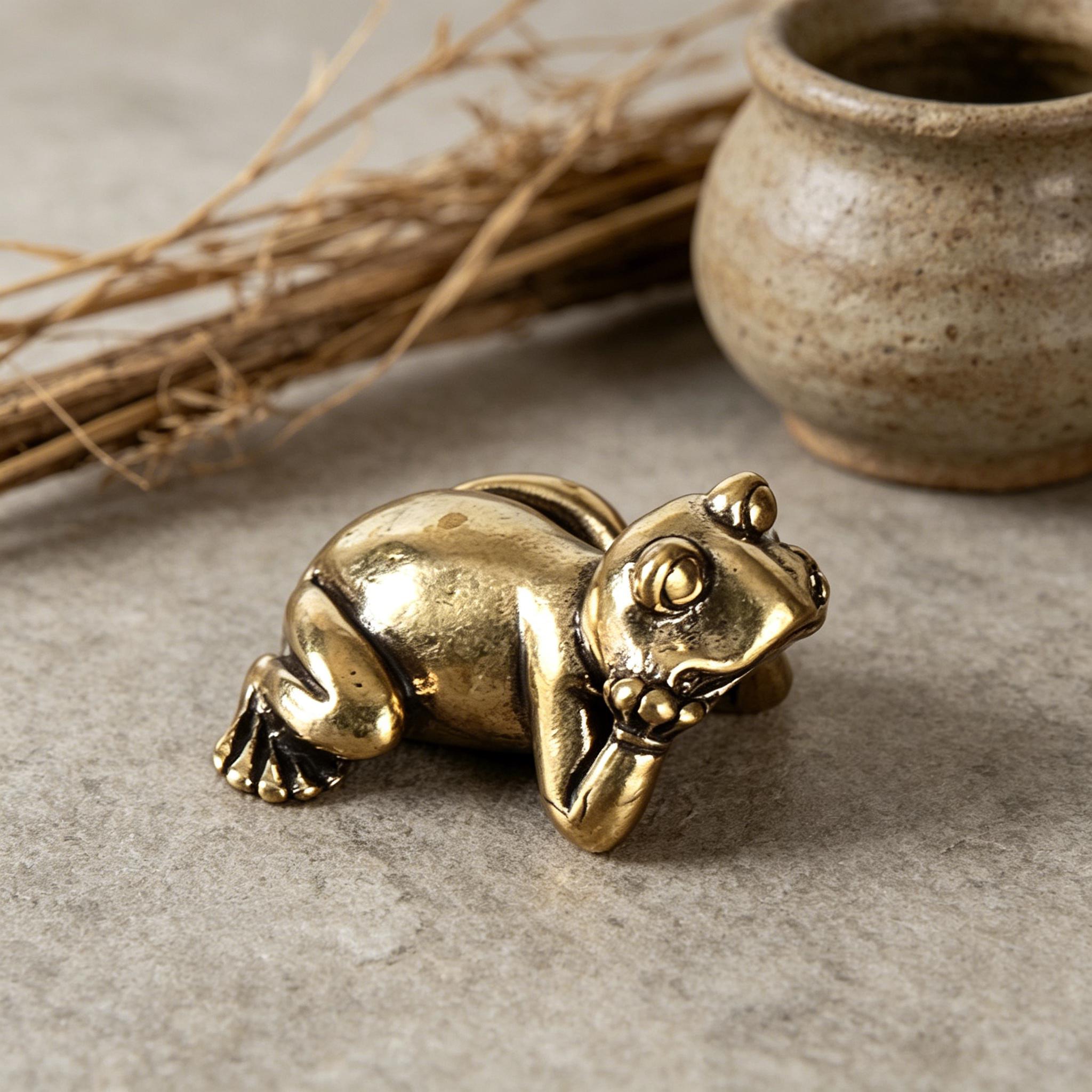 Handmade Brass Frog Statue — Brass figurine image 12