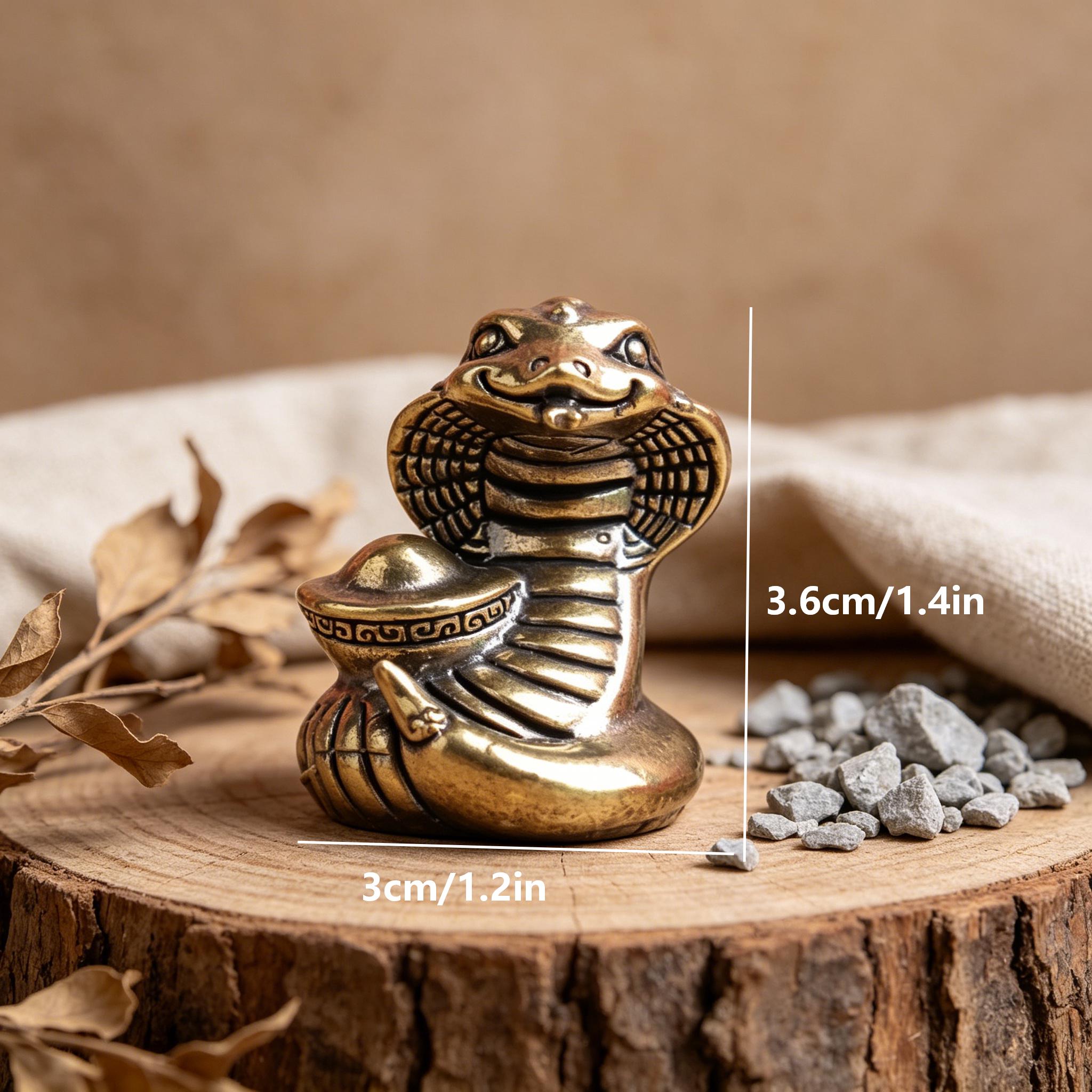 Handcrafted Cobra Copper Figurine — Copper figurine image 2