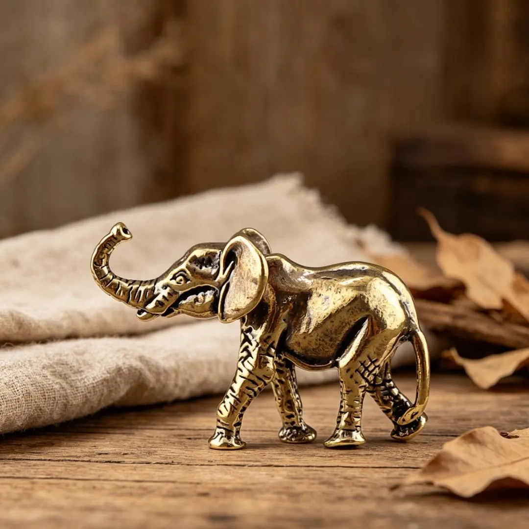 Vintage Brass Elephant Figurine — Brass figurine image 1