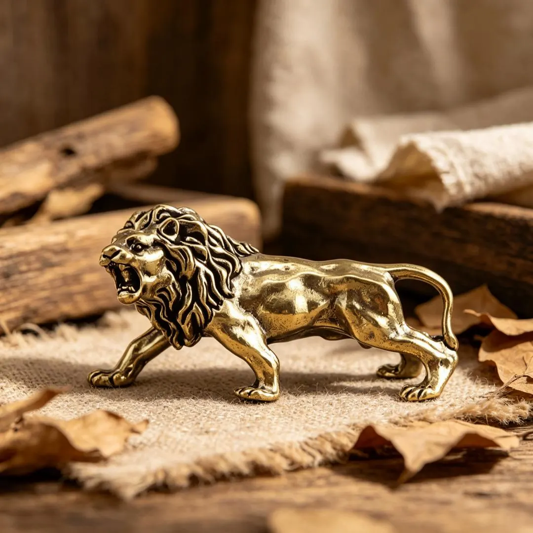 Vintage Brass Lion Figurine — Brass figurine image 5